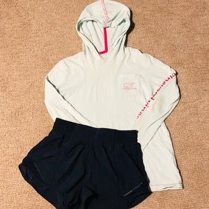 Vineyard Vines Hoodie!